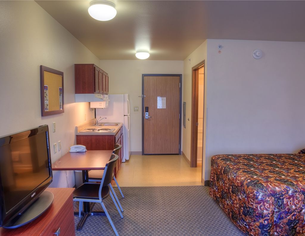 Woodspring Suites טופיקה חדר תמונה