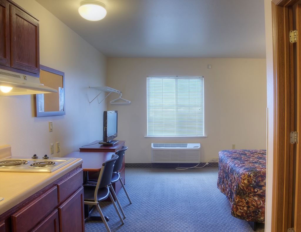 Woodspring Suites טופיקה חדר תמונה