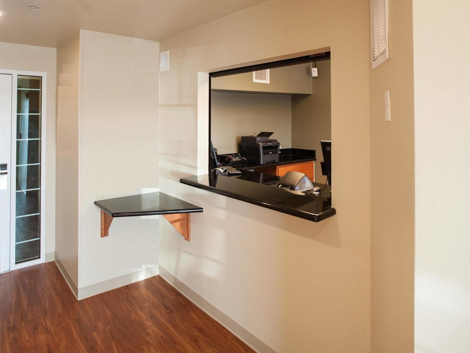 Woodspring Suites טופיקה מראה חיצוני תמונה